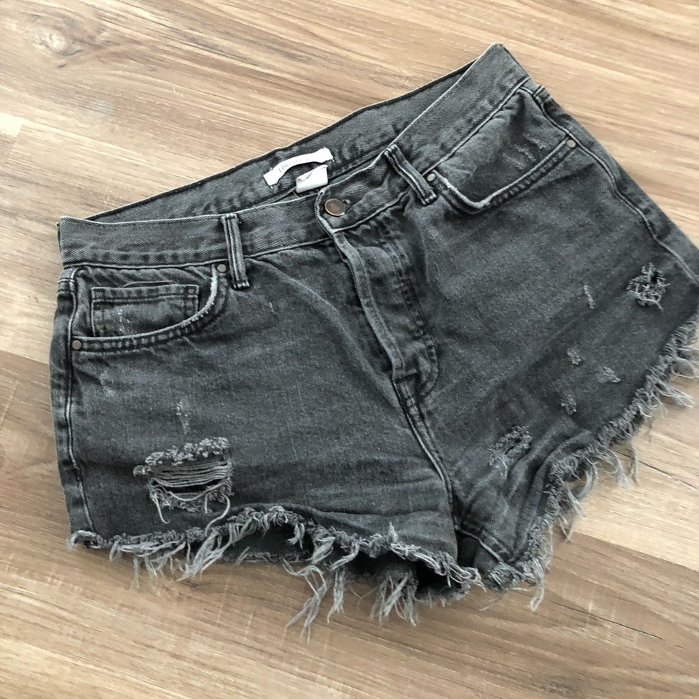 Forever 21 gray wash high waisted distressed denim shorts size 28